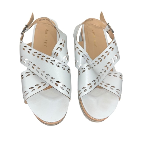 David Tate white sandals cutouts 10.5 ww wide leather - Picture 2 of 5